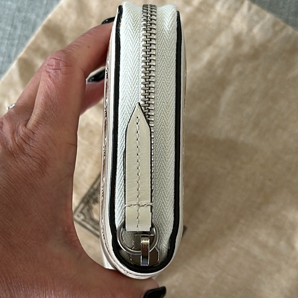 EUC GUCCI “GUCCY” LONG ZIPPER WALLET COLLABORATION WITH SEGA - Picture 10 of 11